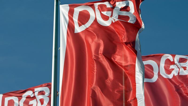 Die Senioren des DGB laden Vertreter aller Parteien zum Gespräch ein. Die Senioren des DGB laden Vertreter aller Parteien zum Gespräch ein.