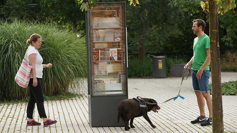 Bücherschrank Thalkirchen