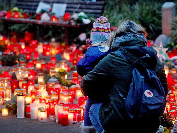 Bei dem Feuer in der Silvesternacht starben im Krefelder Zoo mehr als 30 Tiere.