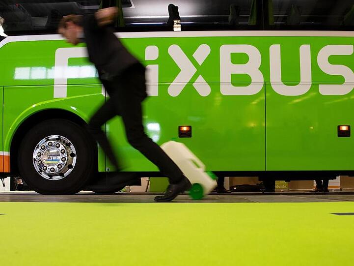 Im konkreten Fall geklagt vor dem OLG hatte die Wettbewerbszentrale gegen Flixbus.
