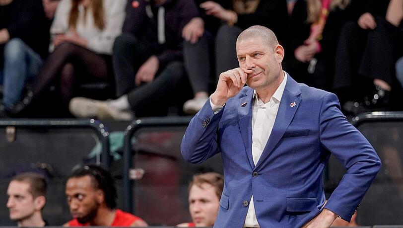 Bambergs Trainer Oren Amiel.