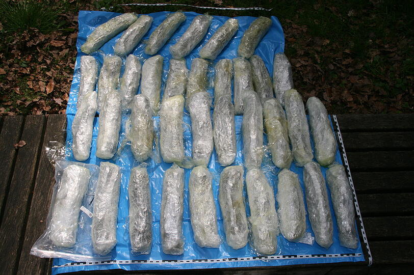 Die sichergestellten Marihuana-Päckchen.