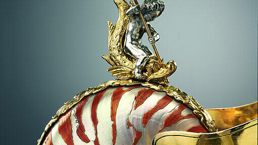 Dieser üppige Nautiluspokal stammt aus der Kunstsammlung Rudolf-August Oetker. Dieser üppige Nautiluspokal stammt aus der Kunstsammlung Rudolf-August Oetker.