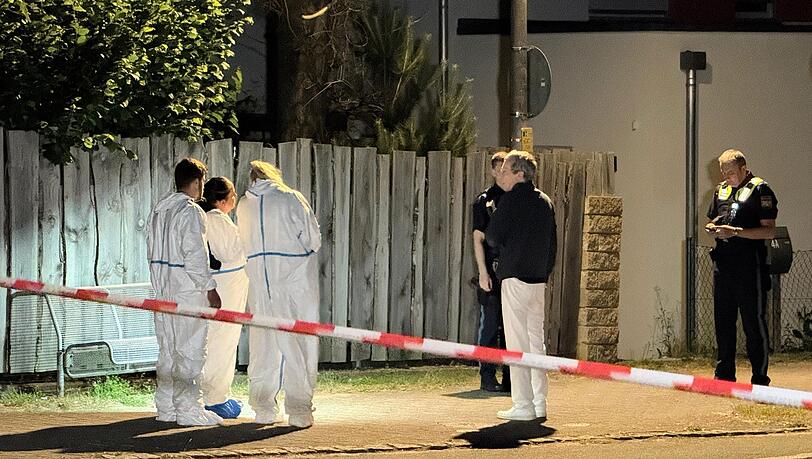 Nach dem Tod eines 15-Jährigen im Juni 2025 im Pleinfelder Ortsteil Ramsberg am Brombachsee beginnt der Mordprozess gegen eine 19-Jährige am Landgericht Ansbach. (Archivbild) Nach dem Tod eines 15-Jährigen im Juni 2025 im Pleinfelder Ortsteil Ramsberg am Brombachsee beginnt der Mordprozess gegen eine 19-Jährige am Landgericht Ansbach. (Archivbild)