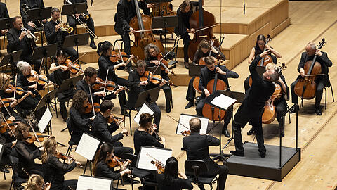 J&ouml;rg Widmann in der Auff&uuml;hrung der &bdquo;Reformations-Sinfonie&ldquo; von Felix Mendelsohn Bartholdy mit dem M&uuml;nchener Kammerorchester in der Isarphilharmonie.