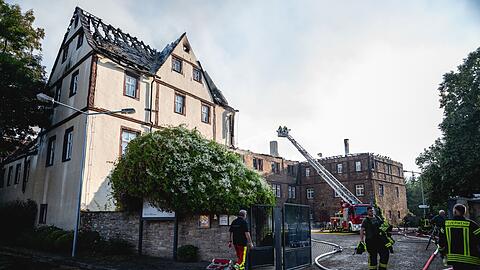 Hotelg&auml;ste und Personal mussten aufgrund des Feuers evakuiert werden.