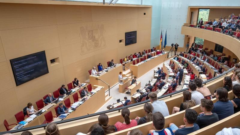 Der bayerische Landtag hält seine 21. Sitzung ab. Foto: Sina Schuldt Der bayerische Landtag hält seine 21. Sitzung ab. Foto: Sina Schuldt