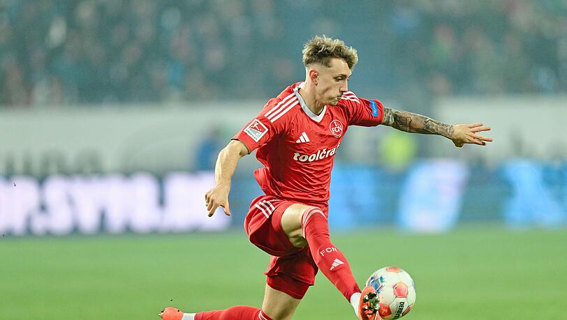 Vor dem Abflug aus Nürnberg: Tim Drexler. Vor dem Abflug aus Nürnberg: Tim Drexler.