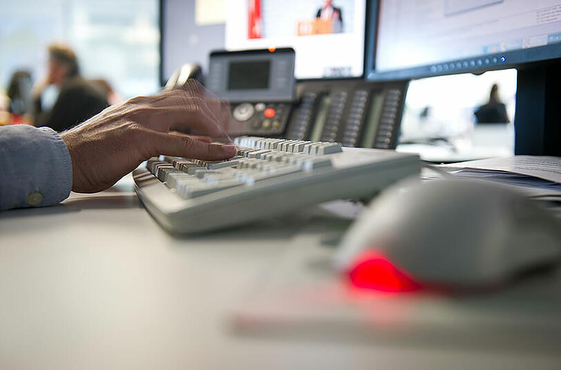 Ein LKA-Beamter hat immer wieder den Datenbestand der Behörde genutzt, um sich über etwaige Straftaten und Ermittlungen seiner Nachbarn zu informieren.
