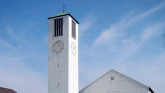 Die Pfarrkiche Maria Himmelfahrt in Allach. Die Pfarrkiche Maria Himmelfahrt in Allach.