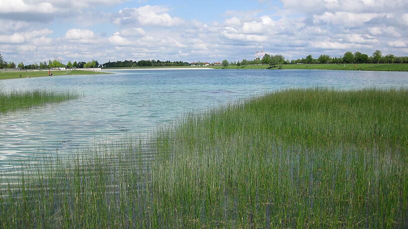 Als wär's weit draußen auf dem Land: Die See-Idylle von Riem.