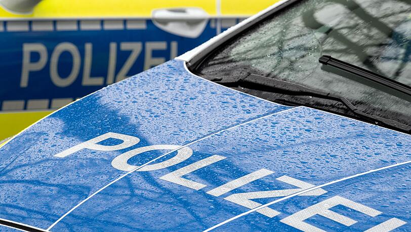Mehrere Polizeibeamte waren bei dem Vorfall in München und in Wolfratshausen im Einsatz. (Symbolbild)