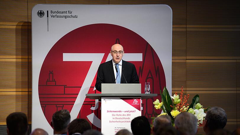 Vor einigen Wochen feierte das Bundesamt für Verfassungsschutz sein 75-jähriges Bestehen.