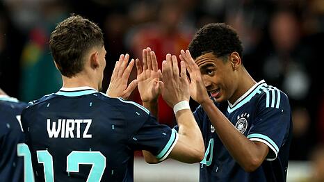 Die deutschen Mittelfeldstars Florian Wirtz (links) und Jamal Musiala konnten bei der WM nicht in erhofftem Ma&szlig;e gl&auml;nzen.