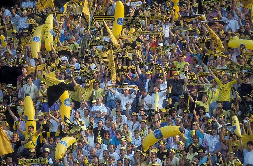Egal ob 2014 oder wie hier 1989 - BVB-Fans feiern ihre Borussia.