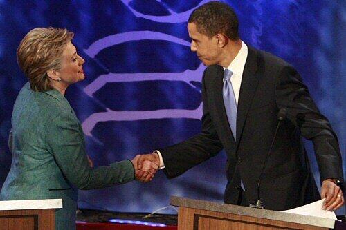 Nehmen ihre Anschuldigungen zurück: Clinton und Obama