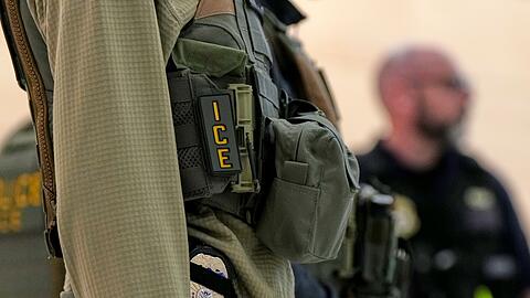 Die US-Einwanderungsbeh&ouml;rde ICE plant die Anschaffung von Elektroschock-Handschuhen. (Archivfoto)