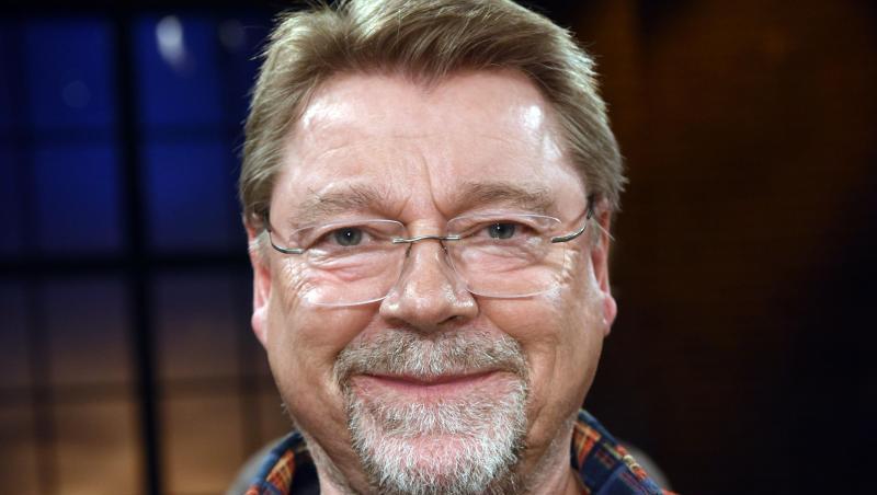 Jürgen von der Lippe hat einen Roman geschrieben. Jürgen von der Lippe hat einen Roman geschrieben.