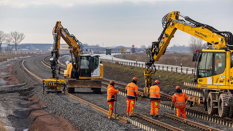 Der 18 Kilometer lange Fehmarnbelt-Tunnel f&uuml;r Autos und Z&uuml;ge soll die Insel Fehmarn mit der d&auml;nischen Insel Lolland verbinden. (Archivbild)