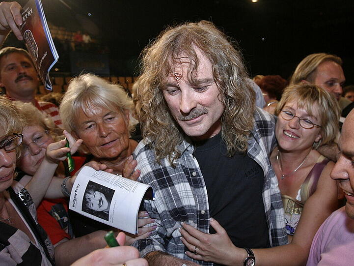 Jetzt macht er die Fans wieder glücklich: Wolfgang Petry vor seinem Abschied im Jahr 2006
