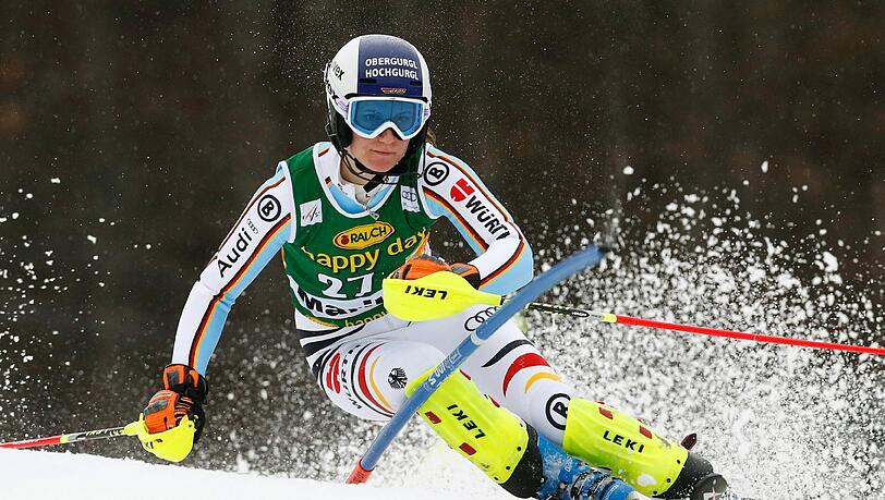 Lena Dürr lieferte eine tolle Leistung beim Slalom in Maribor ab. Lena Dürr lieferte eine tolle Leistung beim Slalom in Maribor ab.