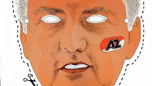 Sei van Gaal! Diese Gesichtsmaske des Trainers haben die Zeitung „De Telegraaf“ und das Magazin „FHM“ letztes Jahr zur Meisterfeier von AZ Alkmaar verteilt. Sei van Gaal! Diese Gesichtsmaske des Trainers haben die Zeitung „De Telegraaf“ und das Magazin „FHM“ letztes Jahr zur Meisterfeier von AZ Alkmaar verteilt.