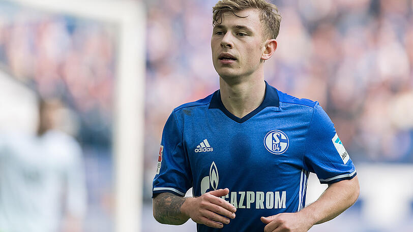 Max Meyer (FC Schalke 04): Auch wenn es gerade wieder etwas ruhiger geworden ist um einen möglichen Transfer von Max Meyer: Der 21-Jährige hat seinen 2018 auslaufenden Vertrag auf Schalke nicht vorzeitig verlängert. Das bedeutet: Die Königsblauen haben in diesem Transferfenster die große Chance, noch eine Ablösesumme zu kassieren. Neben Vereinen aus der Premier League war zuletzt die TSG Hoffenheim interessiert, wie die Sportbild berichtet.