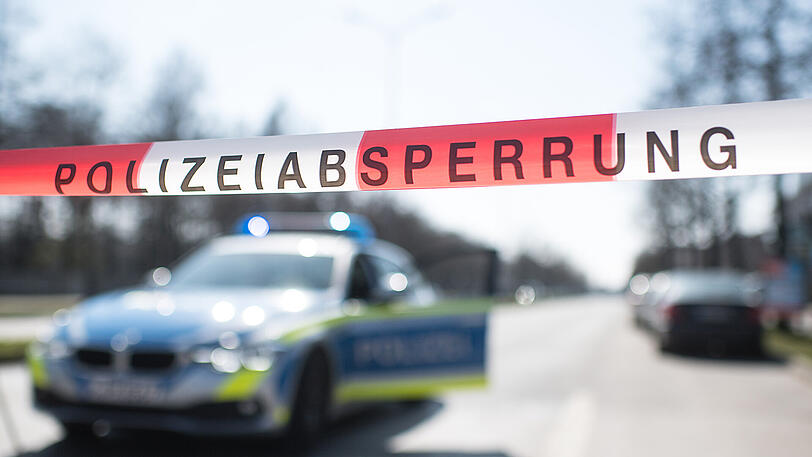 Die Josef-Felder-Straße hinter den Pasing Arcaden musste während der Unfallaufnahme rund eineinhalb Stunden gesperrt bleiben. (Symbolbild)