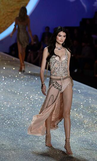 Victoria's Secret 2013: So heiß war die sexy Unterwäsche-Show. Alle Bilder...
