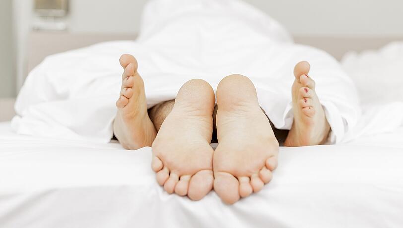 Seit einer Operation leidet die Klägerin an starken Schmerzen und hat Schwierigkeiten beim Geschlechtsverkehr. Seit einer Operation leidet die Klägerin an starken Schmerzen und hat Schwierigkeiten beim Geschlechtsverkehr.