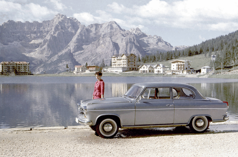 BORGWARD: Borgward ist vor allem für Lkw, später auch für Pkw bekannt. Sie werden ab 1939 gebaut. Gründer ist Carl Friedrich Wilhelm Borgward. 1960 gerät die Firma in finanzielle Schwierigkeiten, 1961 folgt die Insolvenz. Berühmt vor allem für die Ikone der Marke, die Isabella (Bild).