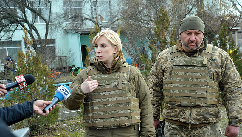 Irina Wereschtschuk, damals noch Ministerin für die Wiedereingliederung der besetzten Gebiete der Ukraine, bei einem Pressetermin im Februar. Irina Wereschtschuk, damals noch Ministerin für die Wiedereingliederung der besetzten Gebiete der Ukraine, bei einem Pressetermin im Februar.