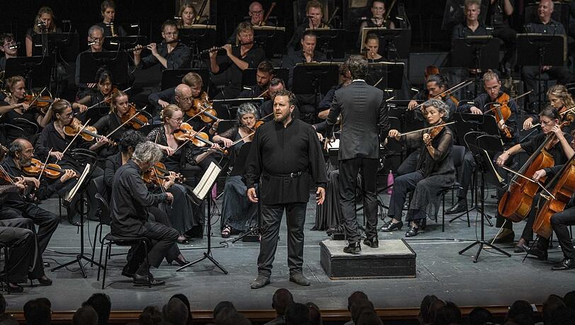 Der Tenor Michael Spyres als Énée in der Aufführung von Hector Berlioz' Oper "Les Troyens" bei den Salzburger Festspielen.
