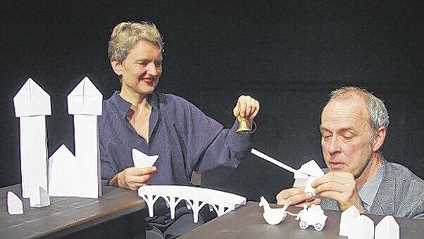 Hedwig Rost und Jörg Baesecke in „Salz". Hedwig Rost und Jörg Baesecke in „Salz".