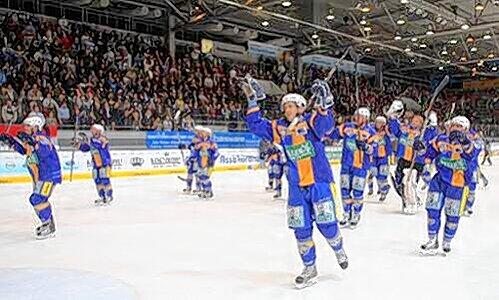 Normalerweise verstehen sich die Stars des EHC München gut mit ihren Fans. Nun aber ist das Verhältnis etwas angespannt.