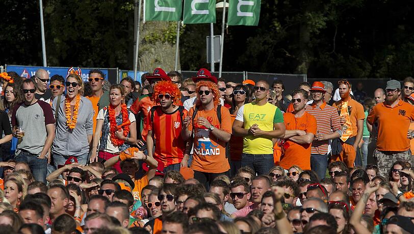 Siegesfeier nach dem Einzug ins Viertelfinale: Beim Parkpop in Den Haag Siegesfeier nach dem Einzug ins Viertelfinale: Beim Parkpop in Den Haag
