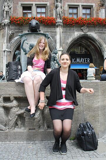 So wie Romina.