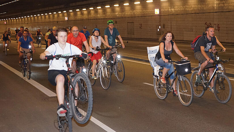 Am Samstag gehörte München wieder den Radfahrern. Die Bilder der diesjährigen Radlnacht.