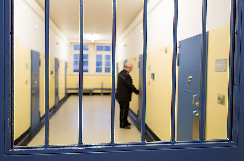 In Wuppertal hat ein jugendlicher Häftling einen Mitgefangenen umgebracht. (Symbolfoto)
