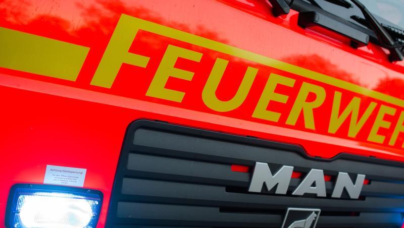 Ein Löschfahrzeug der Feuerwehr. Foto: Daniel Bockwoldt/dpa/Archivbild Ein Löschfahrzeug der Feuerwehr. Foto: Daniel Bockwoldt/dpa/Archivbild