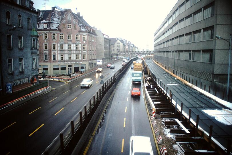 Bauarbeiten am Mittleren Ring 1981: Hier wird gerade am Trappentreutunnel gewerkelt. Fertigstellung: 1983/84.