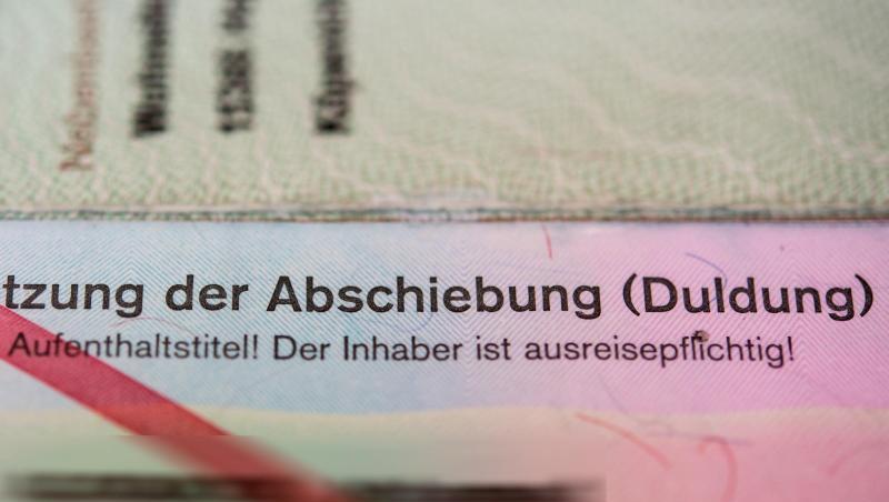 Laut Ausländerzentralregister gab es Ende Januar 182.169 Geduldete in Deutschland, darunter 50.870 Minderjährige. Laut Ausländerzentralregister gab es Ende Januar 182.169 Geduldete in Deutschland, darunter 50.870 Minderjährige.