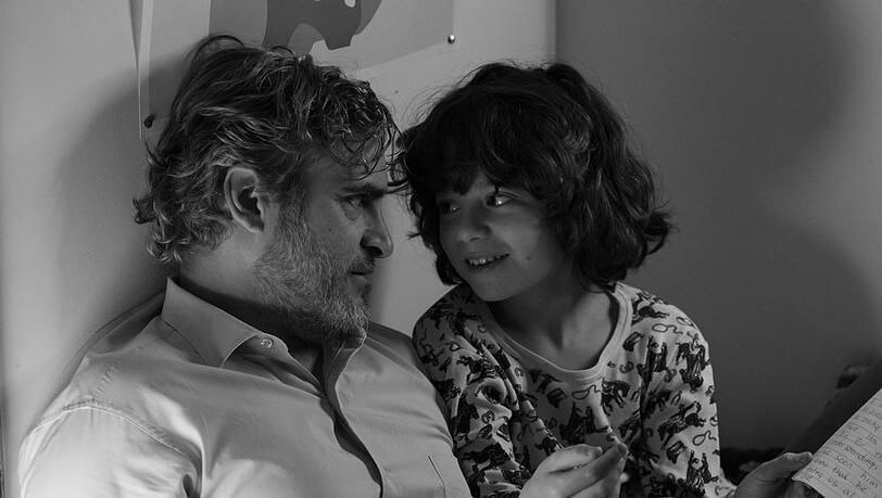 "Come on, Come on": Johnny (Joaquin Phoenix) und sein Neffe Jesse (Woody Norman).