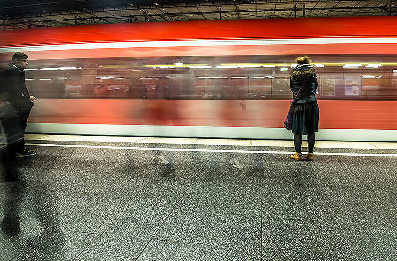 Die Lage im Münchner S-Bahn-Verkehr hat sich wieder beruhigt. Alle Linien, bis auf die S2, fahren planmäßig. (Archivbild)