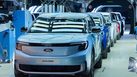 Ford Explorer in einer Kölner Produktionshalle - die Nachfrage liegt unter den Erwartungen.