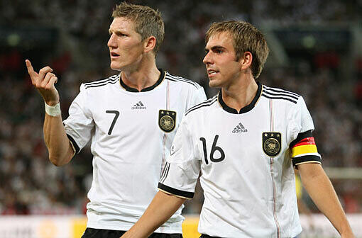 Bastian Schweinsteiger ist der Emotional Leader, das gilt beim FC Bayern und soll auch bei der EM in der Nationalmannschaft gelten. Die Kapitänsbinde trägt Philipp Lahm &ndash; bei den Bayern, wie auch im DFB-Team.