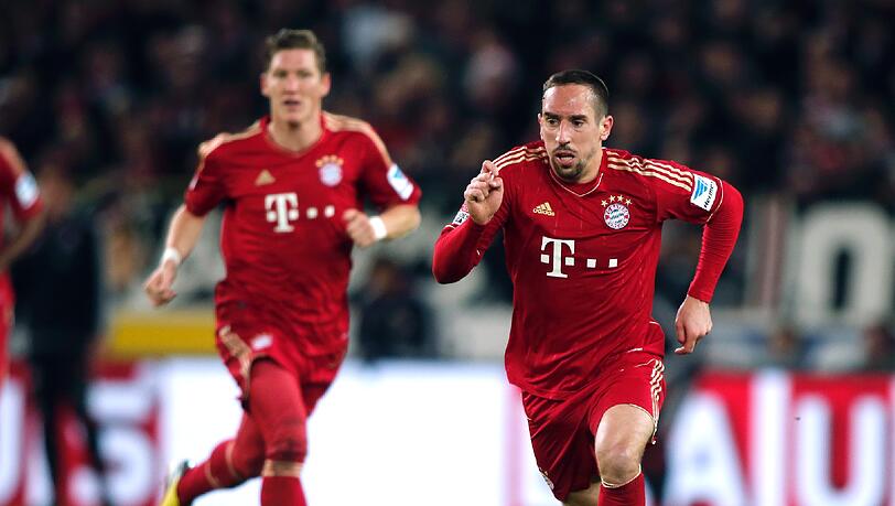 Franck Ribéry wird gegen Bremen wie gewohnt als Linksaußen auflaufen, für das Pokalspiel am kommenden Mittwoch gegen Dortmund ist er Rot-gesperrt. Franck Ribéry wird gegen Bremen wie gewohnt als Linksaußen auflaufen, für das Pokalspiel am kommenden Mittwoch gegen Dortmund ist er Rot-gesperrt.