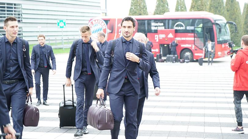 Die Bilder vom Abflug des FC Bayern.