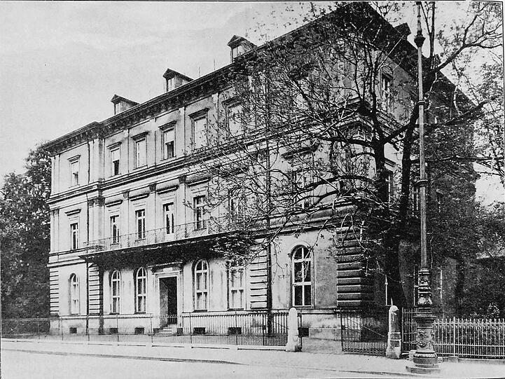 Das "Braune Haus" - heute steht hier das NS-Dokumentationszentrum.