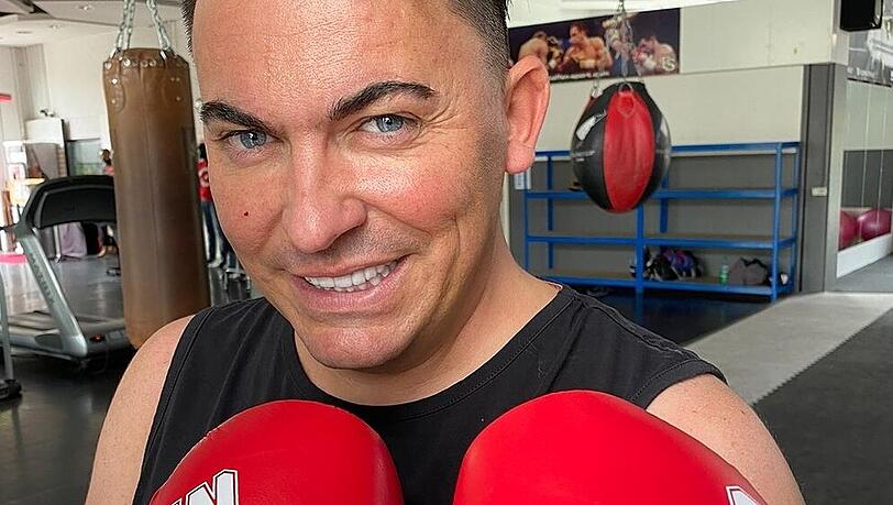 Matthias Mangiapane bei den Vorbereitungen für "Das Große Sat.1 Promiboxen" am Freitag Matthias Mangiapane bei den Vorbereitungen für "Das Große Sat.1 Promiboxen" am Freitag